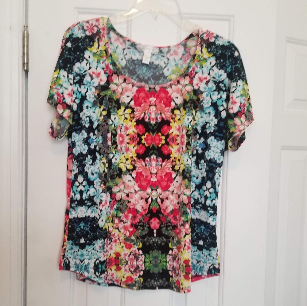 DRESS BARN Women's Floral Top Size Medium